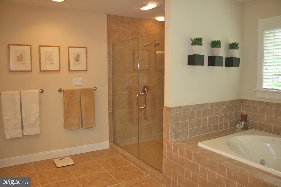 675 Goose Neck Drive Lititz, PA 17543 - Photo 14 of 24 Gallery Image 14