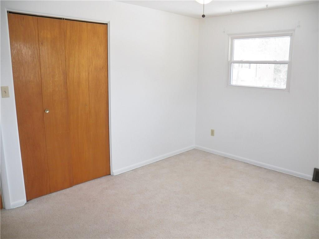 245 Lytton Road Coraopolis, PA 15108 - Photo 14 of 25 2nd Bedroom