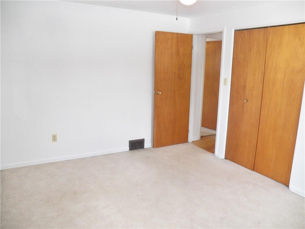 245 Lytton Road Coraopolis, PA 15108 - Photo 15 of 25 2nd Bedroom