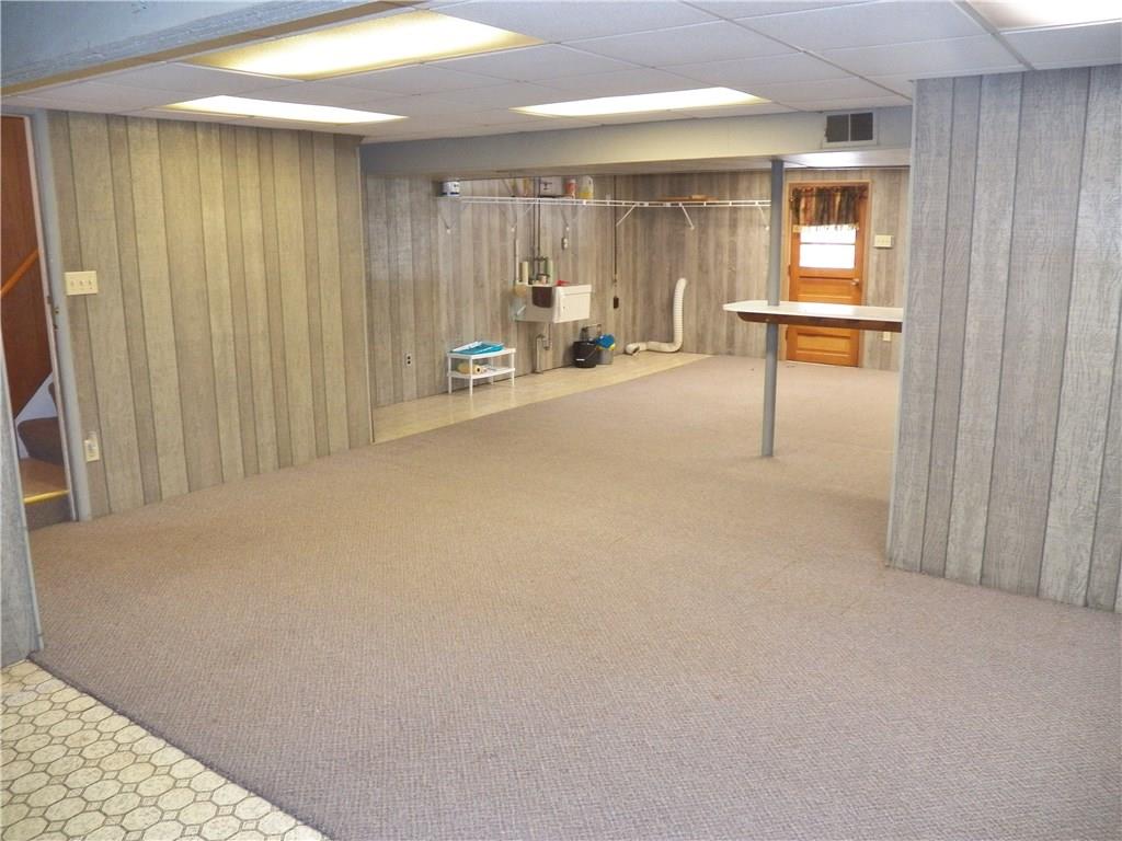 245 Lytton Road Coraopolis, PA 15108 - Photo 21 of 25 Game Room