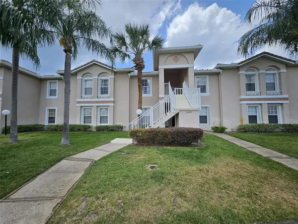 $1,750 | 13438 Fairway Glen Drive, Unit 202, Orlando, FL 32824