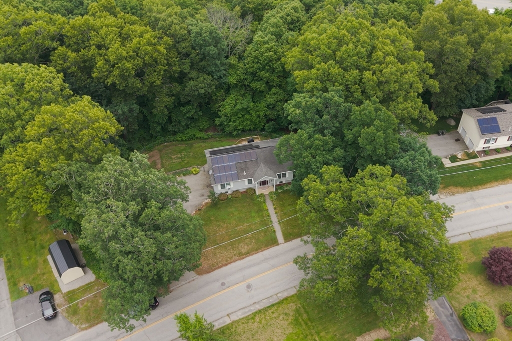 12 Charlton Road Dudley, MA 01571 - Photo 3 of 30