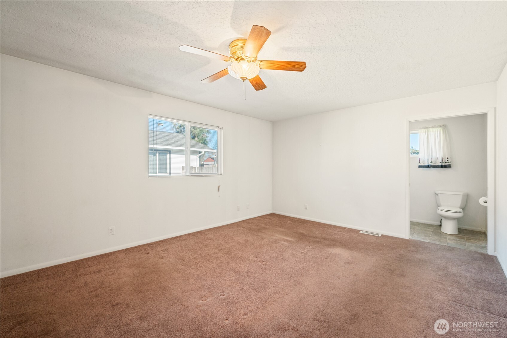 1044 33rd Avenue Longview, WA 98632 - Photo 14 of 32