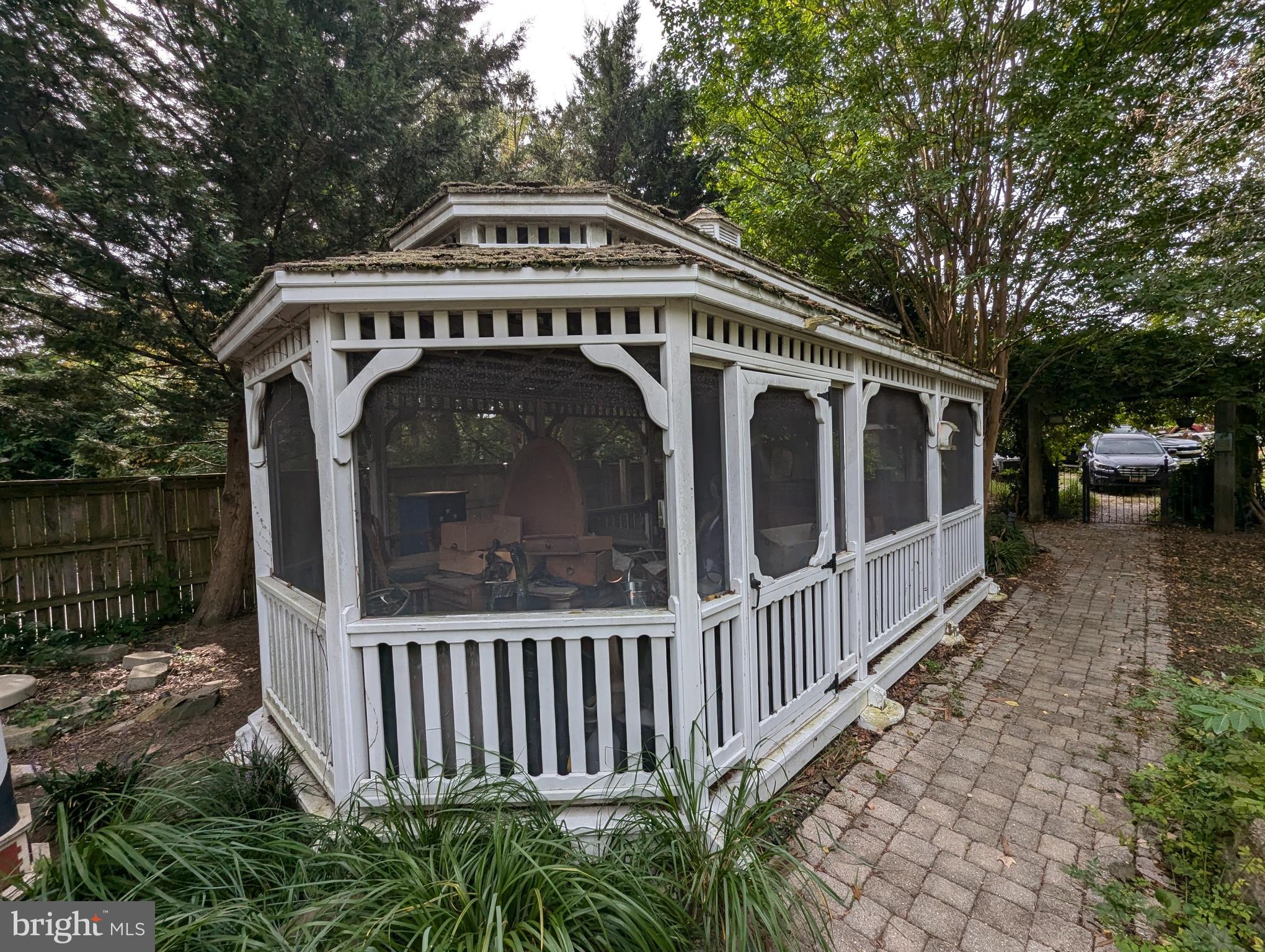 792 Powhatan Beach Road Pasadena, MD 21122 - Photo 34 of 52 Gallery Image 34
