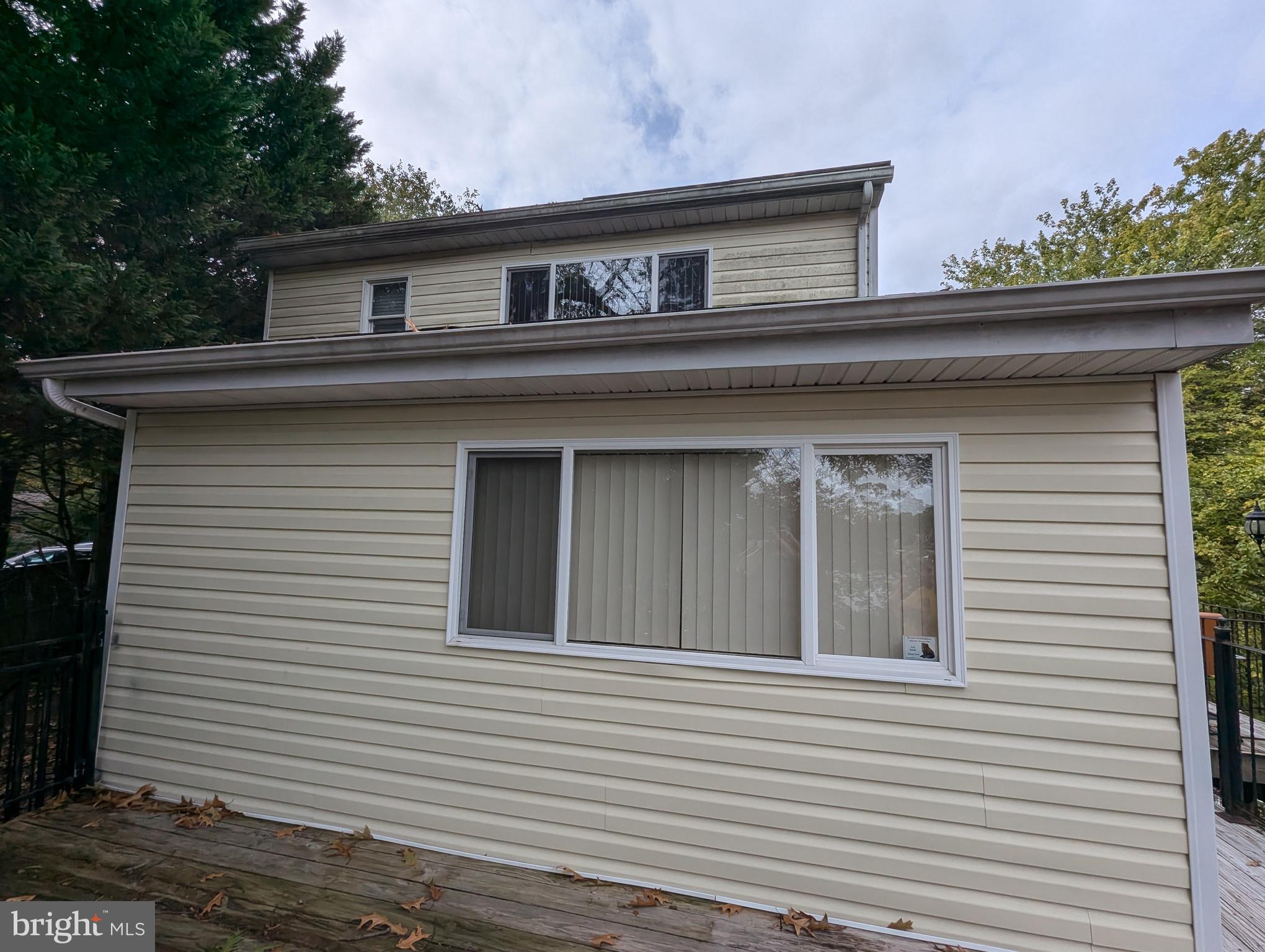 792 Powhatan Beach Road Pasadena, MD 21122 - Photo 4 of 52 Gallery Image 4