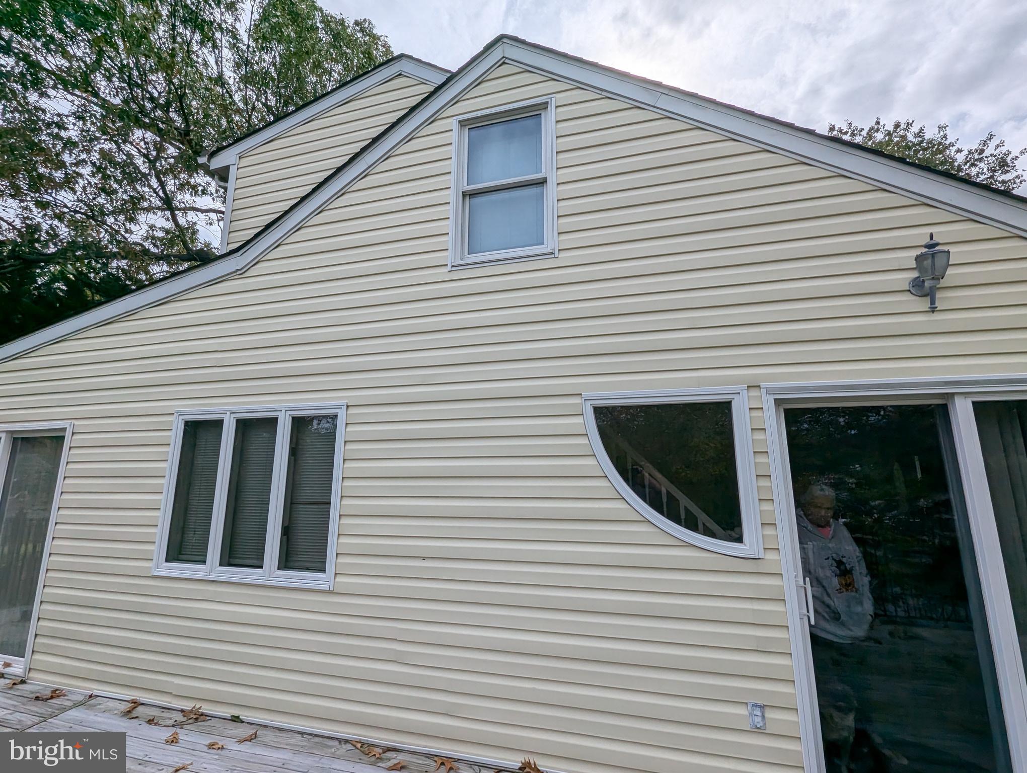 792 Powhatan Beach Road Pasadena, MD 21122 - Photo 5 of 52 Gallery Image 5