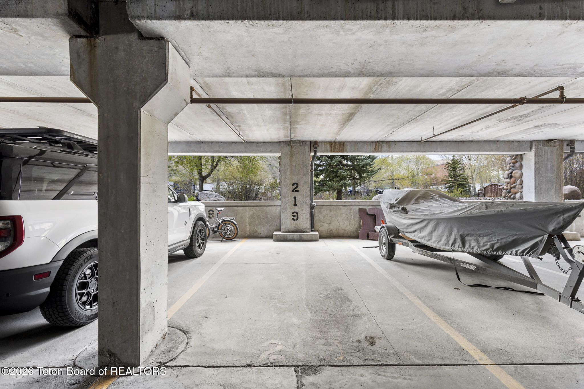 1325 Highway 89, Unit 219 Jackson, WY 83001 - Photo 14 of 15 Parking