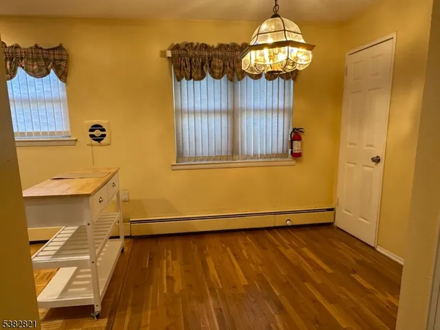 $2,200 | 40 Manchester Court, Wayne, NJ 07470