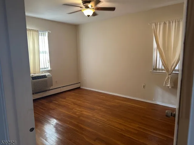 $2,200 | 40 Manchester Court, Wayne, NJ 07470