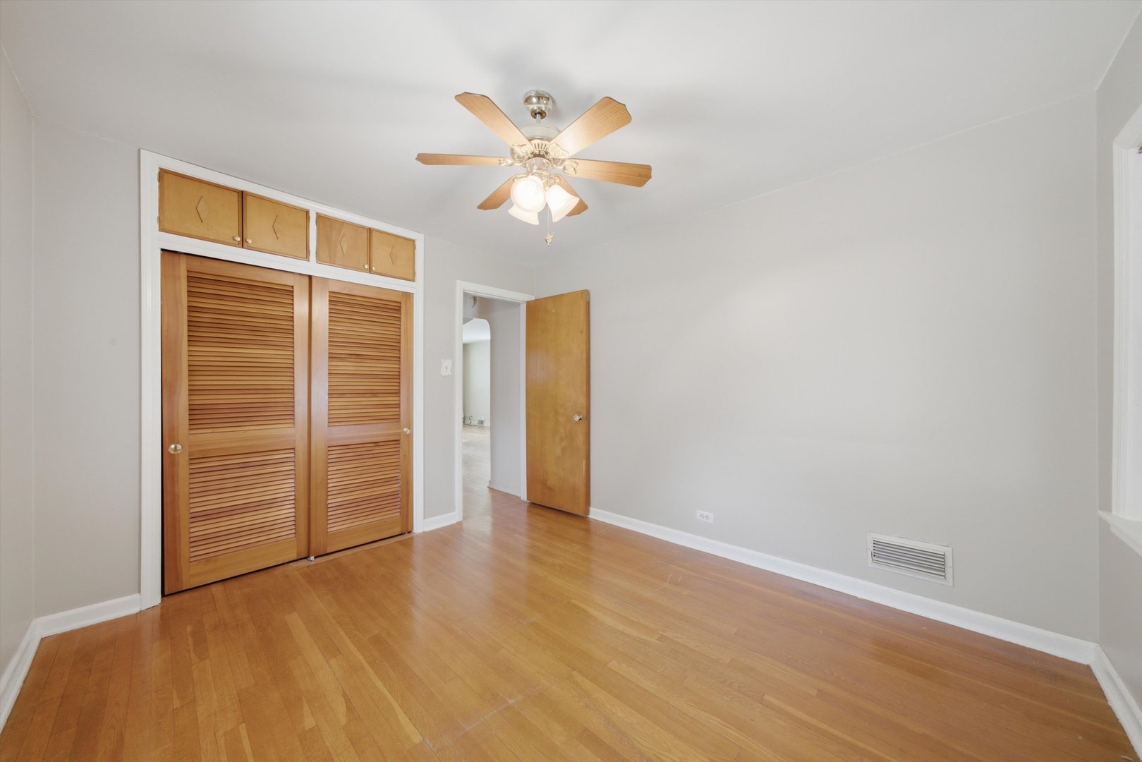 2416 2nd Avenue North Riverside, IL 60546 - Photo 14 of 33