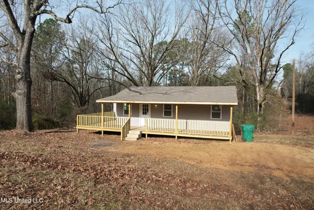 $130,000 | 225 County Road 108, Water Valley, MS 38965