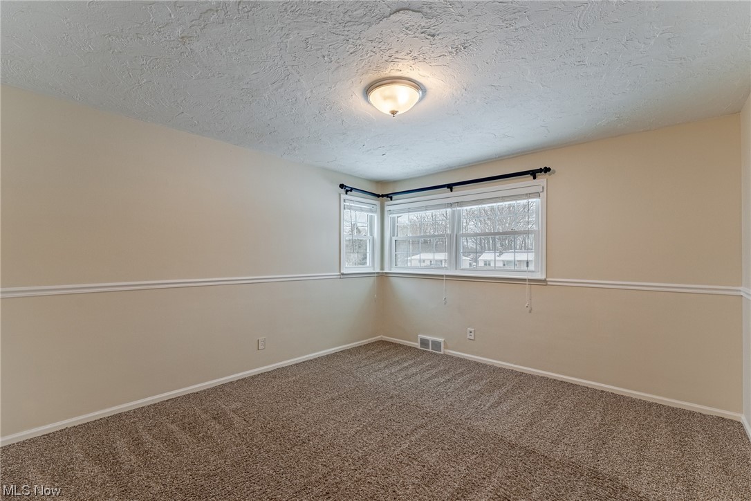 6356 Highland Road Cleveland, OH 44143 - Photo 20 of 30