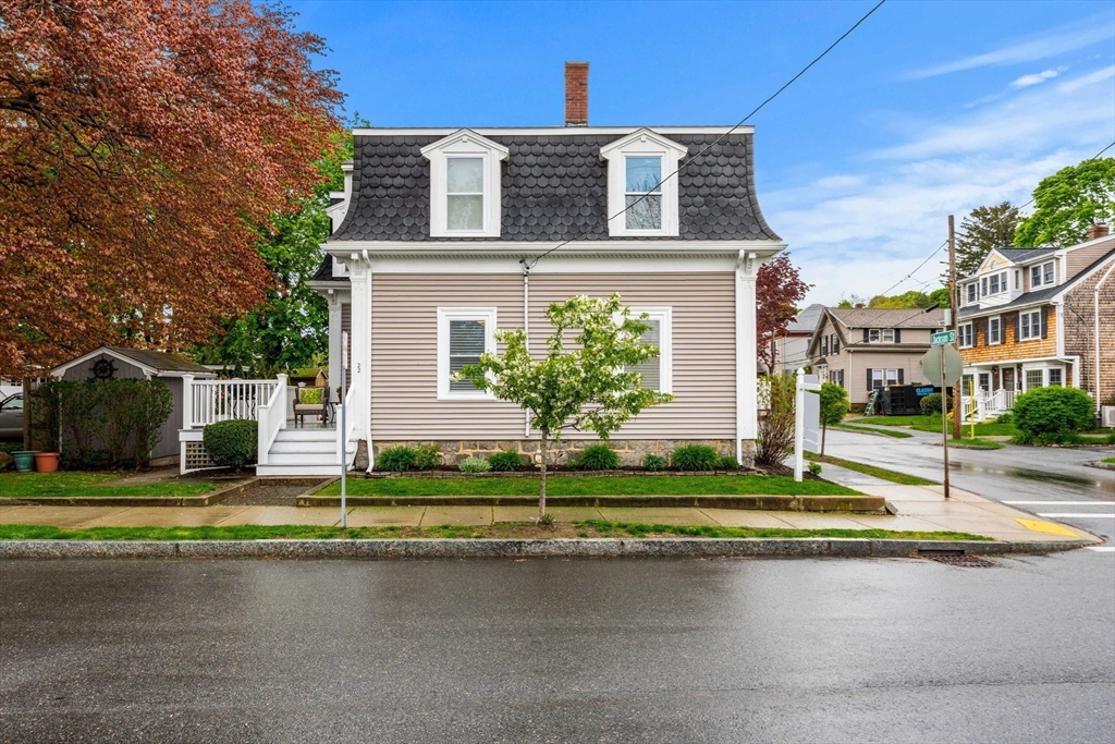 22 Butman Street, Unit 1 Beverly, MA 01915 - Photo 2 of 20