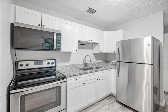 $1,895 | 6428 North 49th Street, Tampa, FL 33610