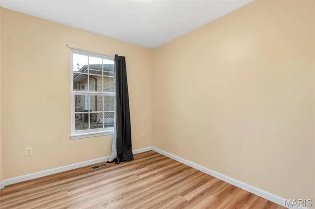 $260,000 | 10132 Shapfield Lane, Affton, MO 63123