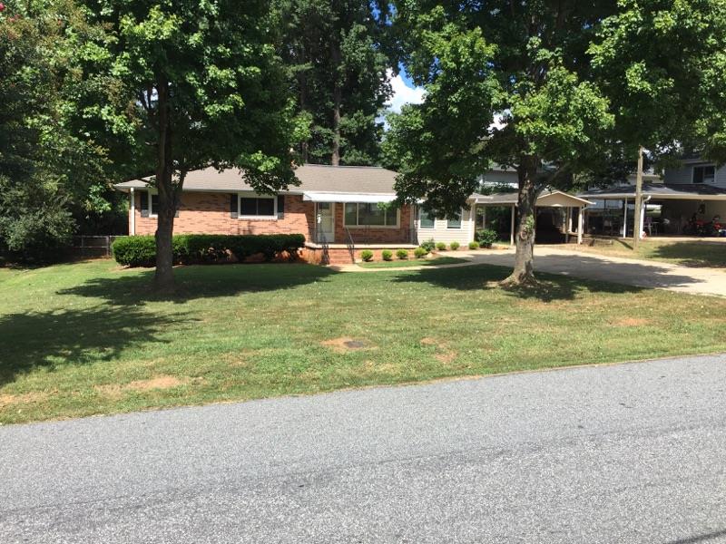 409 Center Street Greer, SC 29651 - Photo 1 of 26 Gallery Image 1