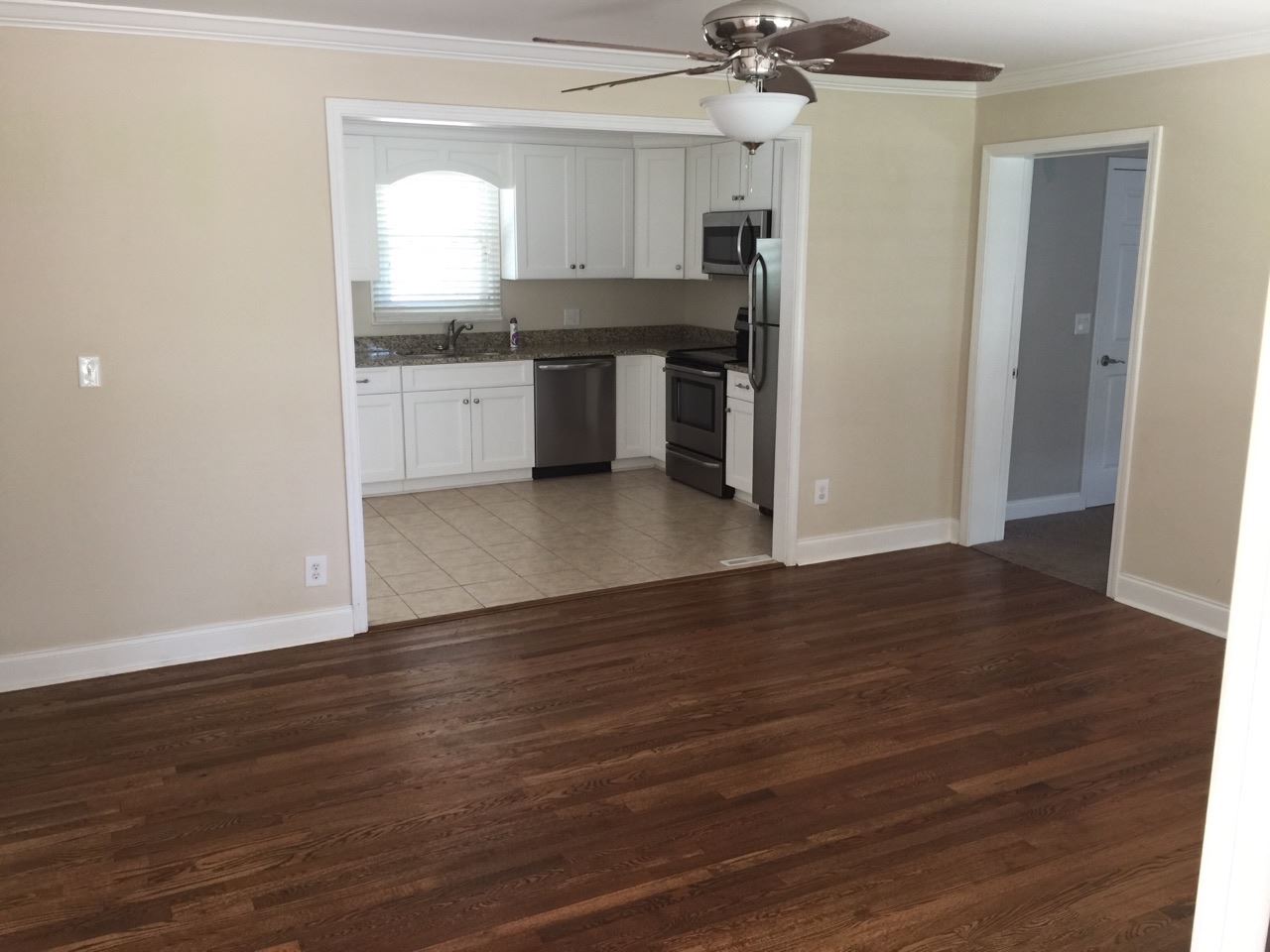 409 Center Street Greer, SC 29651 - Photo 5 of 26 Gallery Image 5