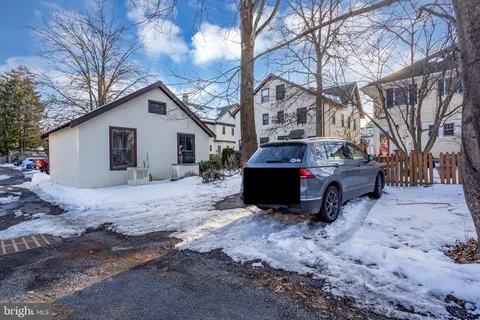 $1,100,000 | 33 Jefferson Road, Princeton, NJ 08540