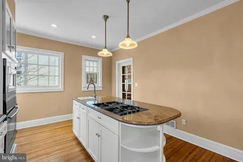 $1,100,000 | 33 Jefferson Road, Princeton, NJ 08540