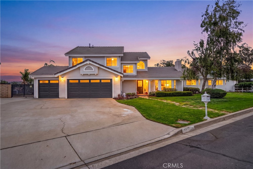15366 Cayuse Court Riverside, CA 92506 - Photo 4 of 72 Gallery Image 4