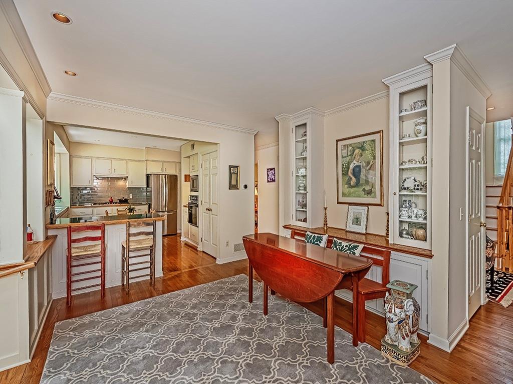 5421 Kipling Road Pittsburgh, PA 15217 - Photo 13 of 32 Gallery Image 13