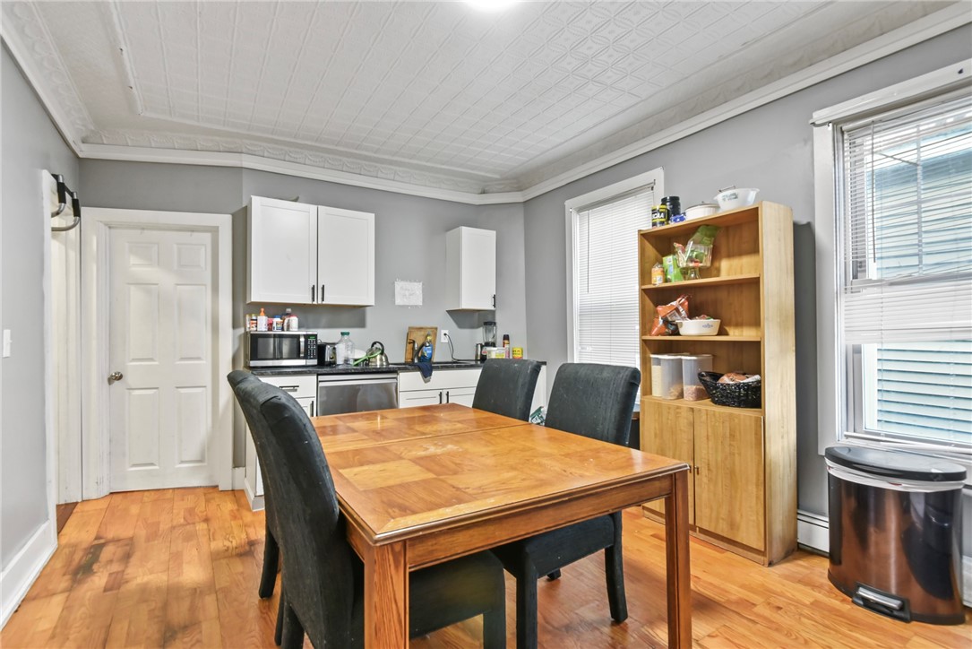 398 Park Avenue Woonsocket, RI 02895 - Photo 4 of 16 Dining Area