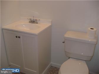 10660 Lockart Road Philadelphia, PA 19116 - Photo 5 of 6 Gallery Image 5
