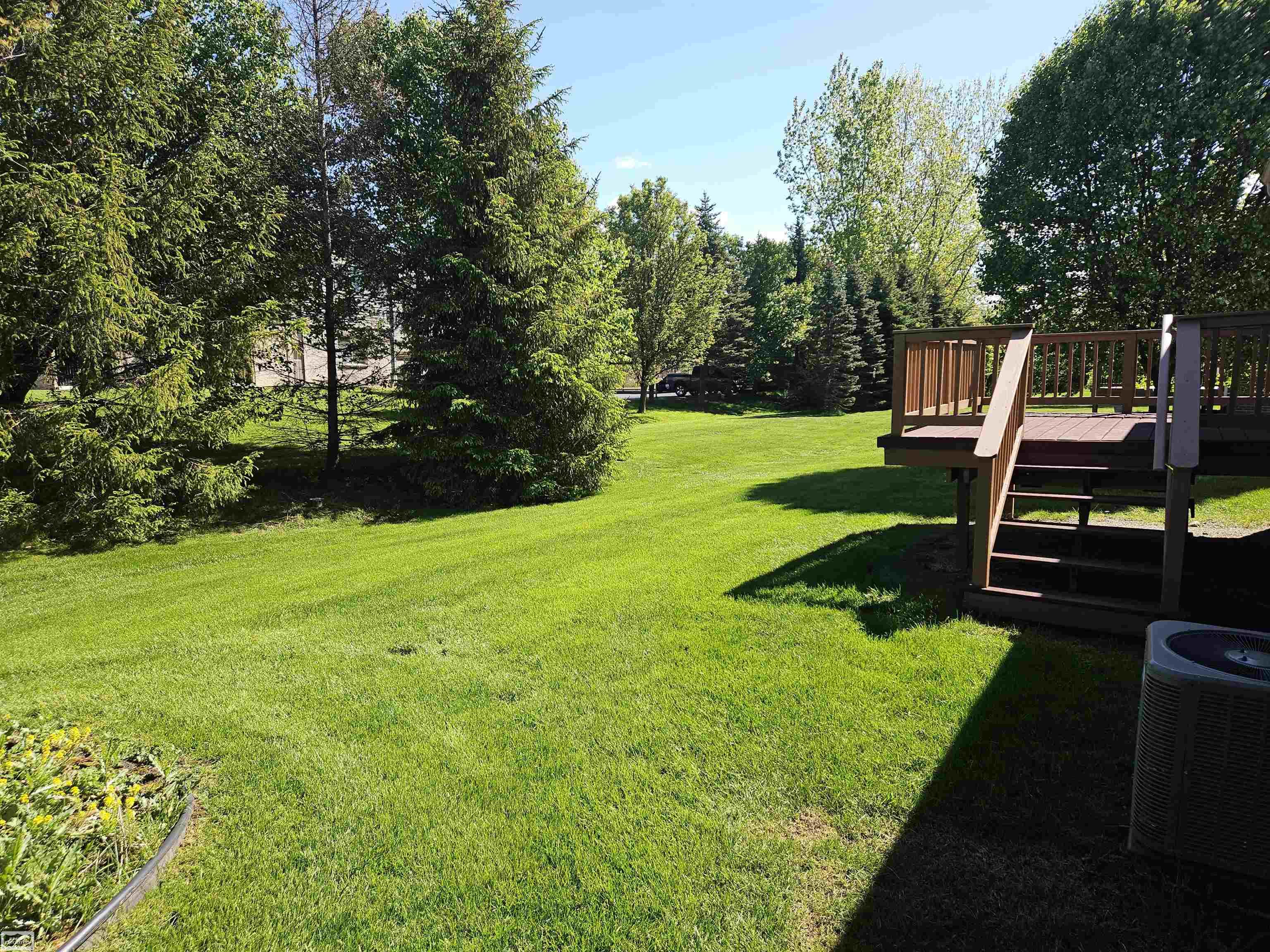 8195 Huntington Ridge Court Washington, MI 48094 - Photo 4 of 32 Gallery Image 4