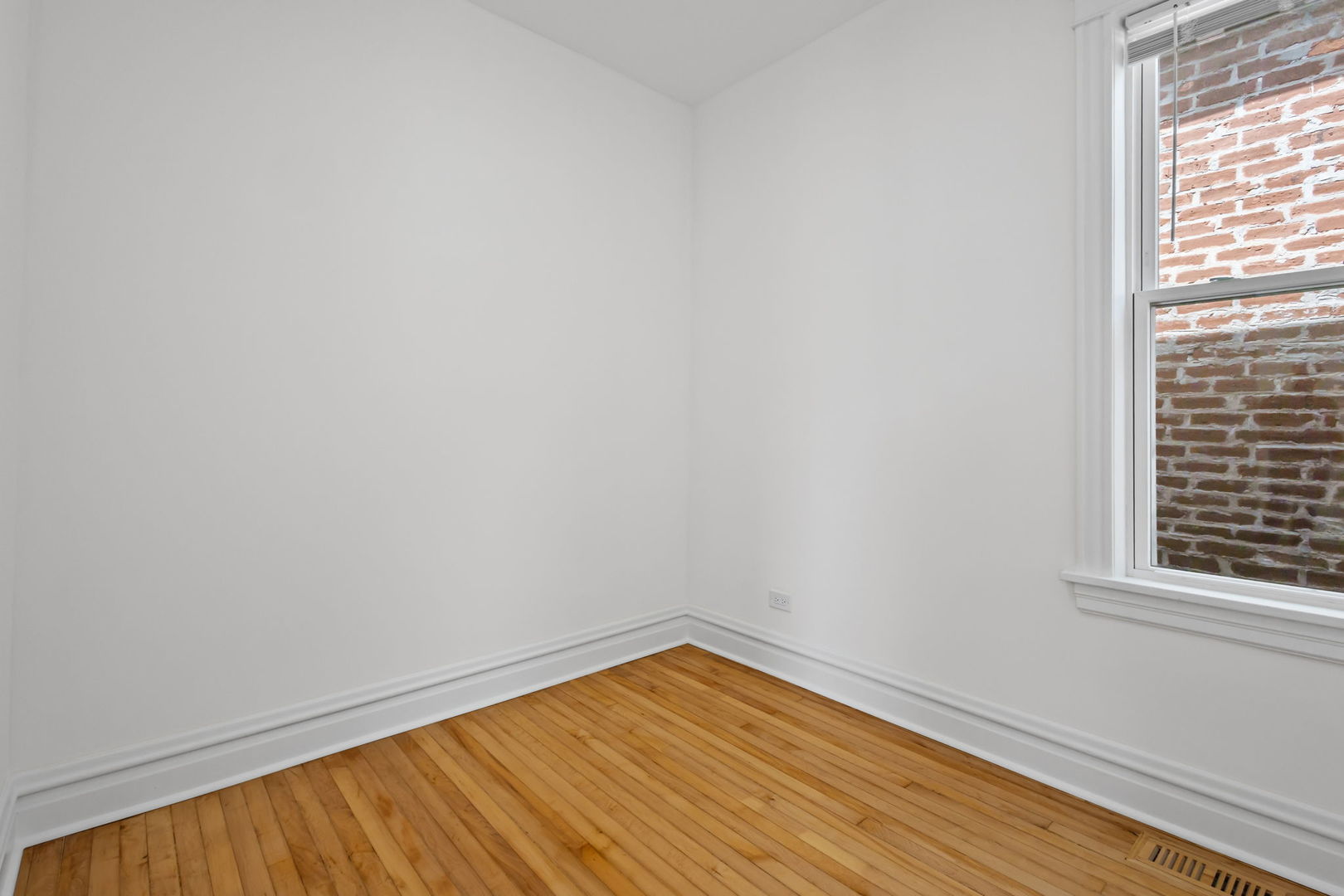 5652 South Shields Avenue Chicago, IL 60621 - Photo 11 of 40
