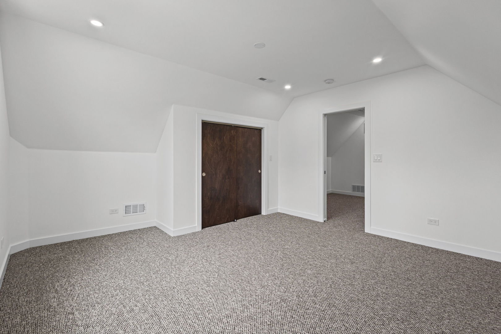 5652 South Shields Avenue Chicago, IL 60621 - Photo 26 of 40