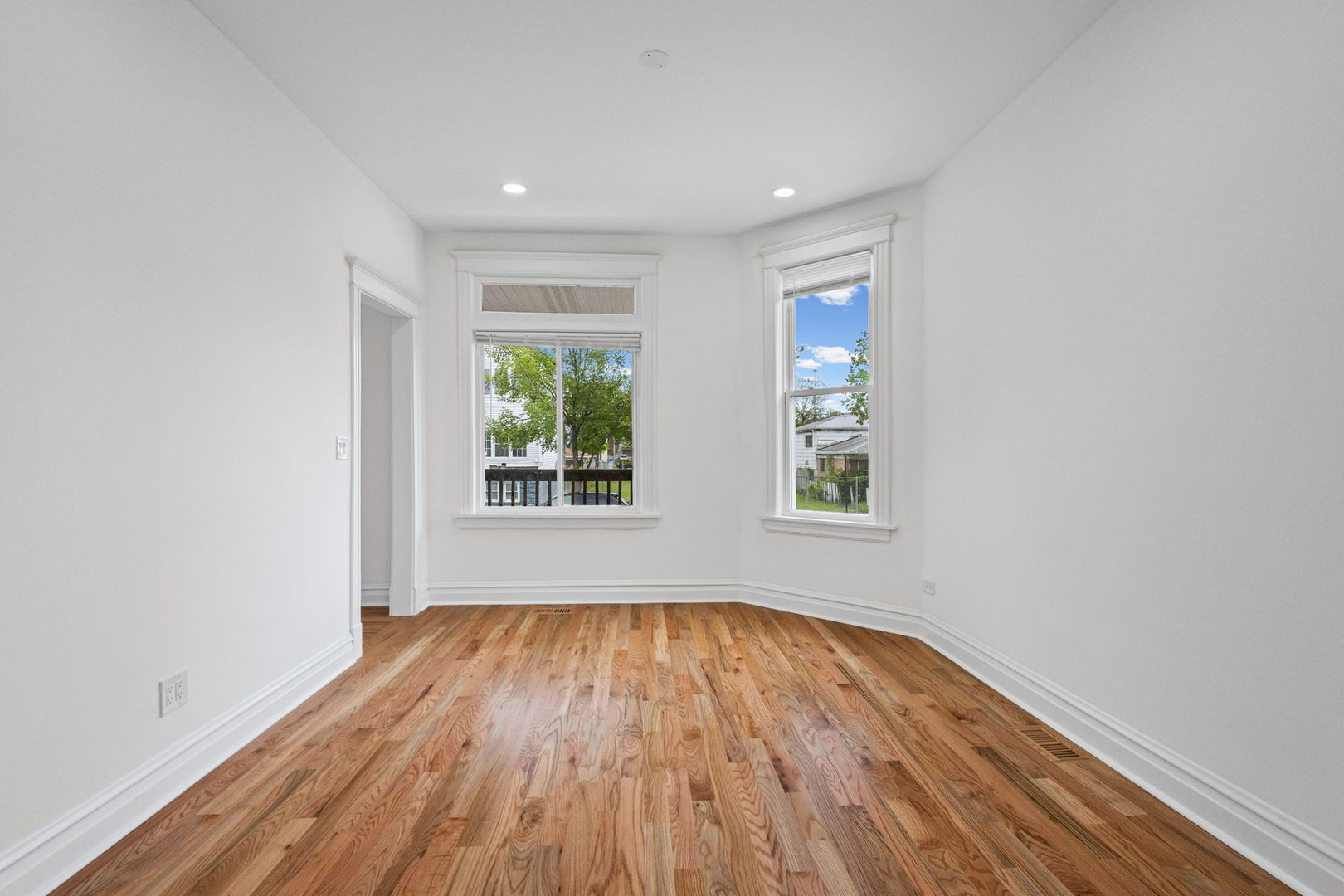 5652 South Shields Avenue Chicago, IL 60621 - Photo 5 of 40