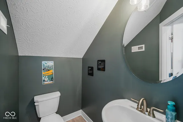 $459,900 | 995 Astor Lane, Carmel, IN 46032