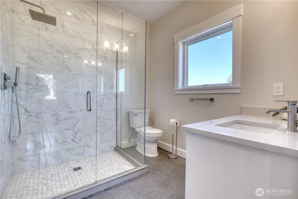 $1,599,000 | 631 Freemans Lane, Point Roberts, WA 98281
