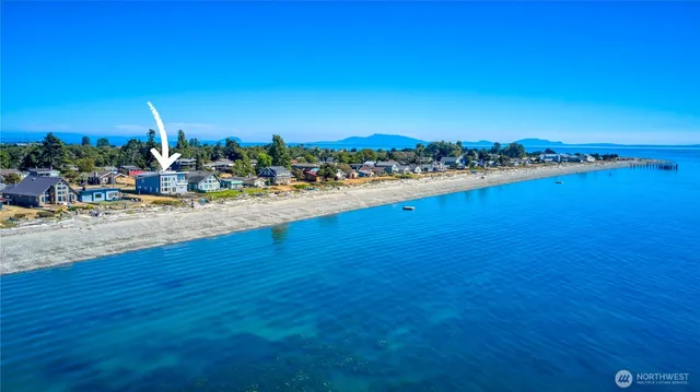 $1,599,000 | 631 Freemans Lane, Point Roberts, WA 98281