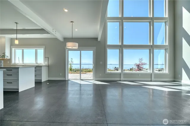 $1,599,000 | 631 Freemans Lane, Point Roberts, WA 98281