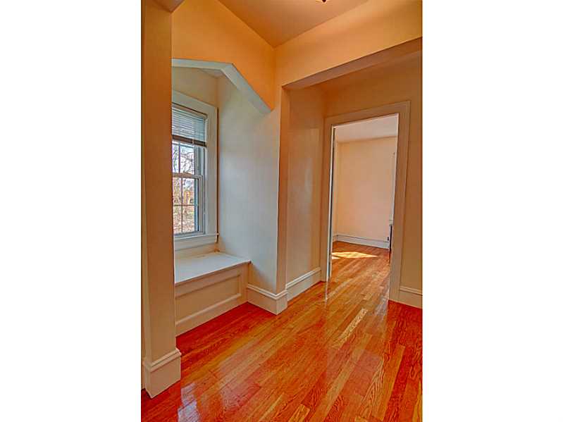 10 Loxley Road Providence, RI 02908 - Photo 16 of 18 Bedroom.