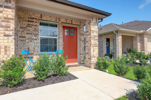 $1,950 | 114 Oxbow Terrace, Bastrop, TX 78602