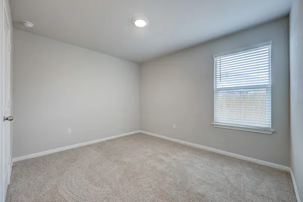 $1,950 | 114 Oxbow Terrace, Bastrop, TX 78602