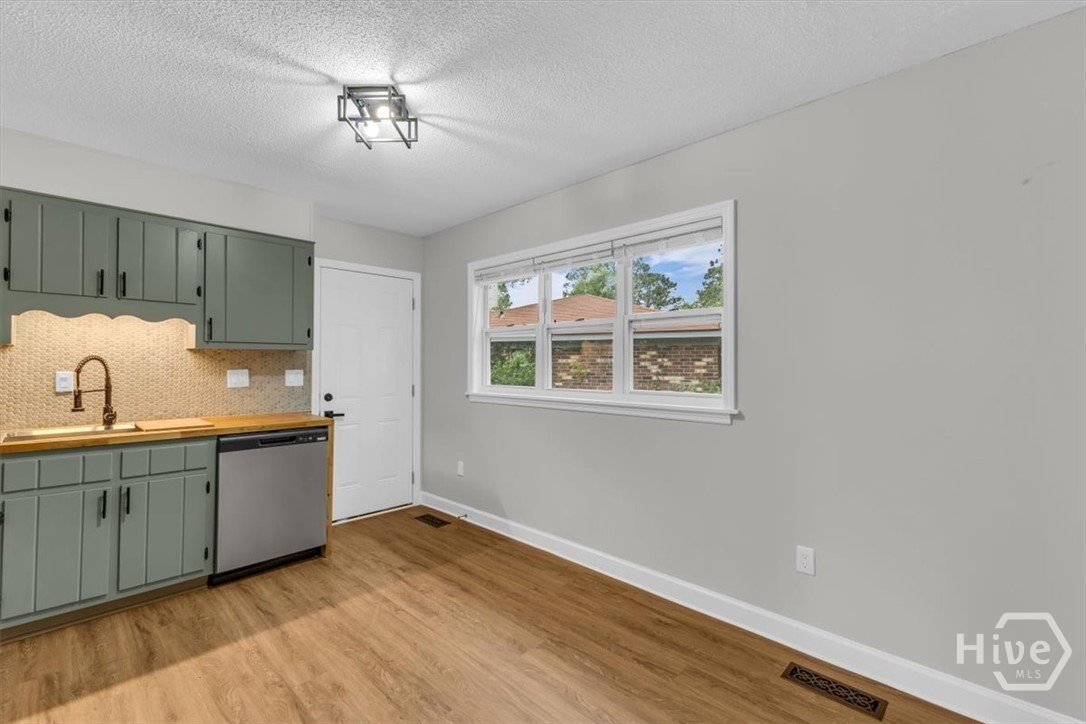 131 Pointe S Drive Hinesville, GA 31313 - Photo 11 of 22