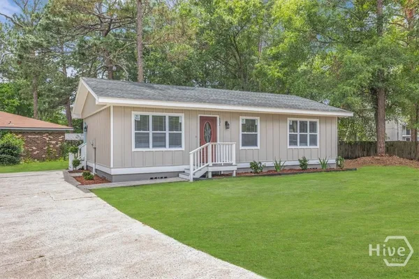 $1,950 | 131 Pointe S Drive, Hinesville, GA 31313