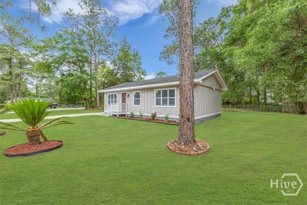 $1,950 | 131 Pointe S Drive, Hinesville, GA 31313