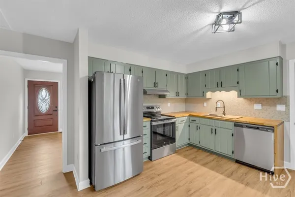 $1,950 | 131 Pointe S Drive, Hinesville, GA 31313