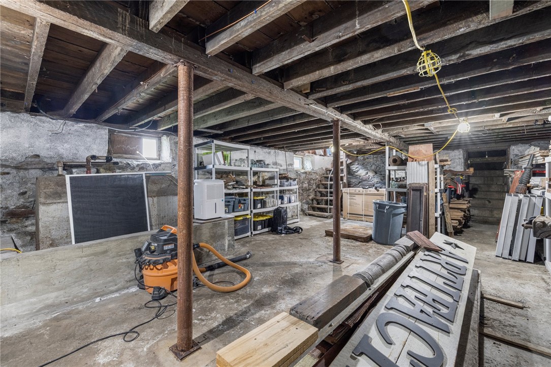 2958 East Main Road Portsmouth, RI 02871 - Photo 23 of 28