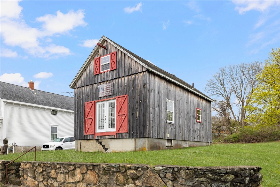 2958 East Main Road Portsmouth, RI 02871 - Photo 4 of 28