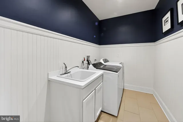 $1,590,000 | 102 Odyssey Drive, Wilmington, DE 19808