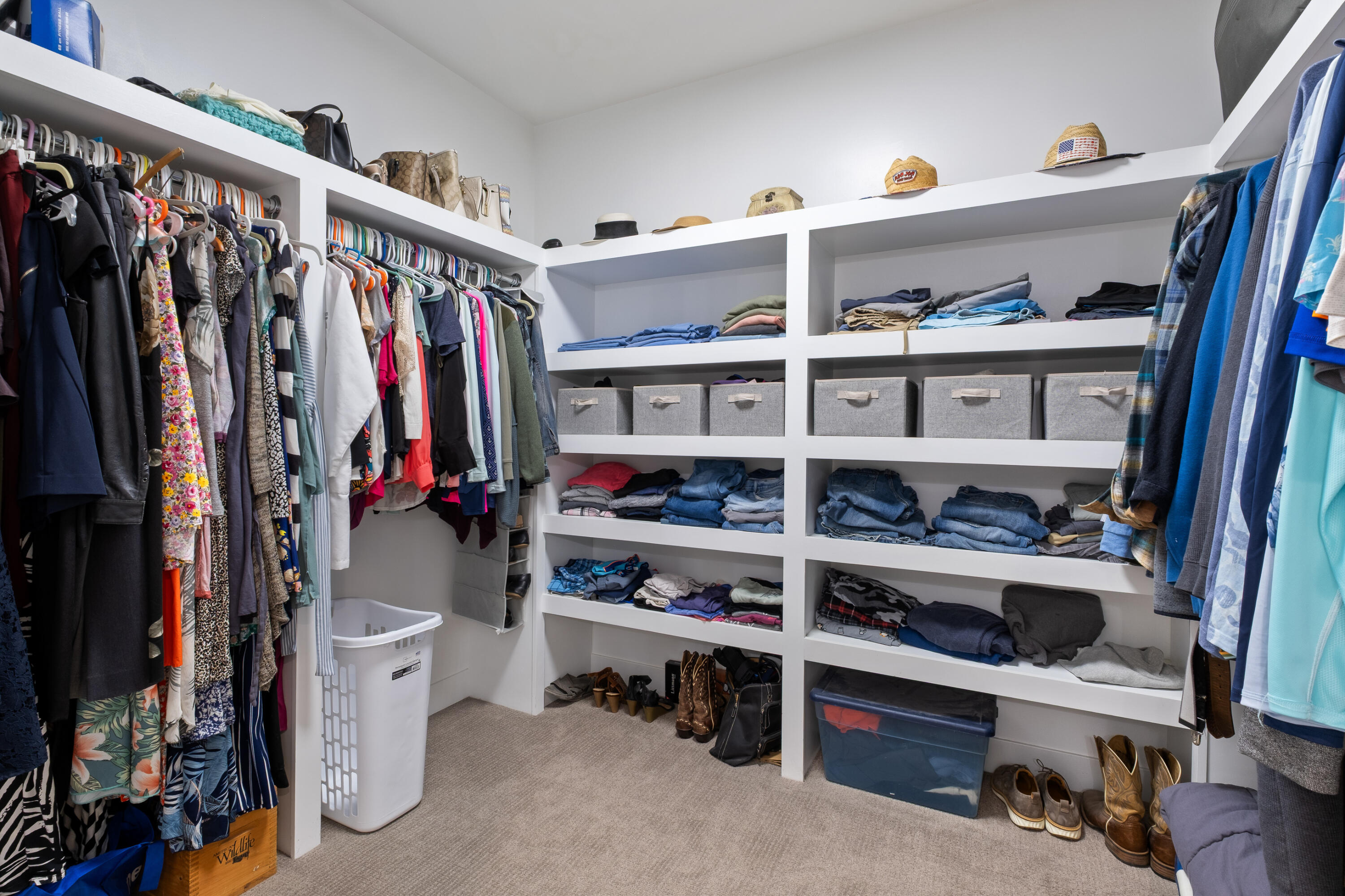 7062 Brooks Road Clarksville, MI 48815 - Photo 25 of 65 Primary Closet