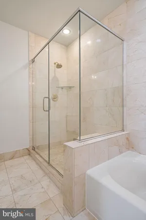 $3,600 | 8220 Crestwood Heights Drive, Unit 315, McLean, VA 22102