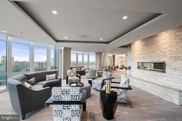 $3,600 | 8220 Crestwood Heights Drive, Unit 315, McLean, VA 22102