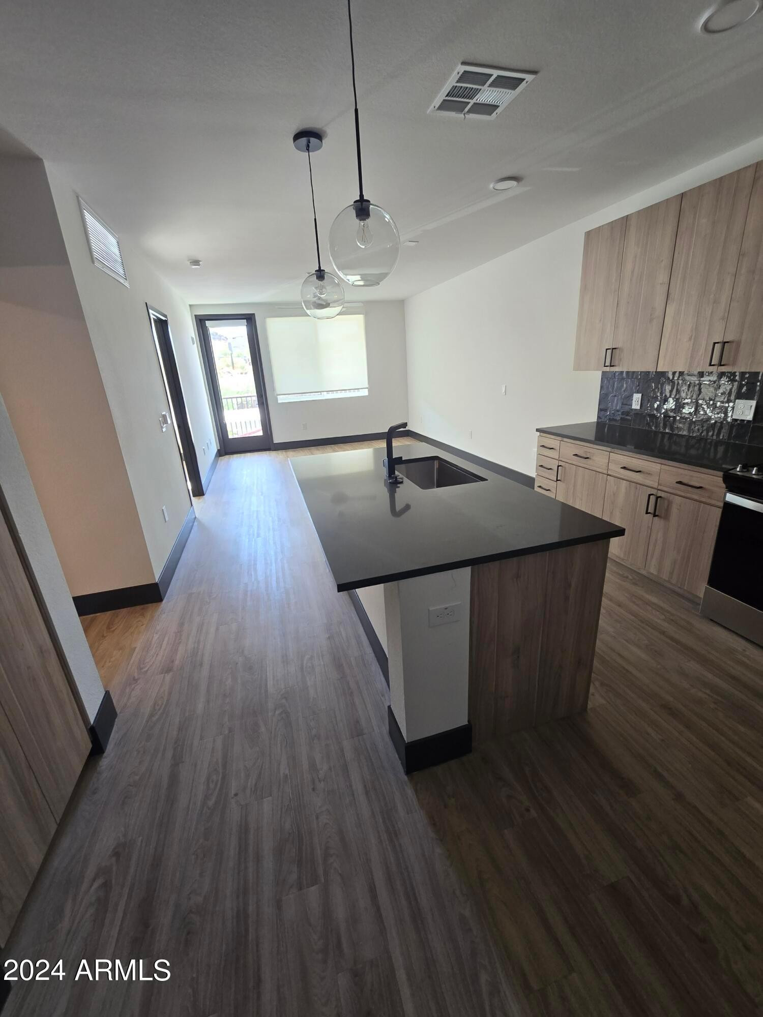 2500 East Marco Polo Road, Unit A2 Phoenix, AZ 85050 - Photo 2 of 17 Photo #2
