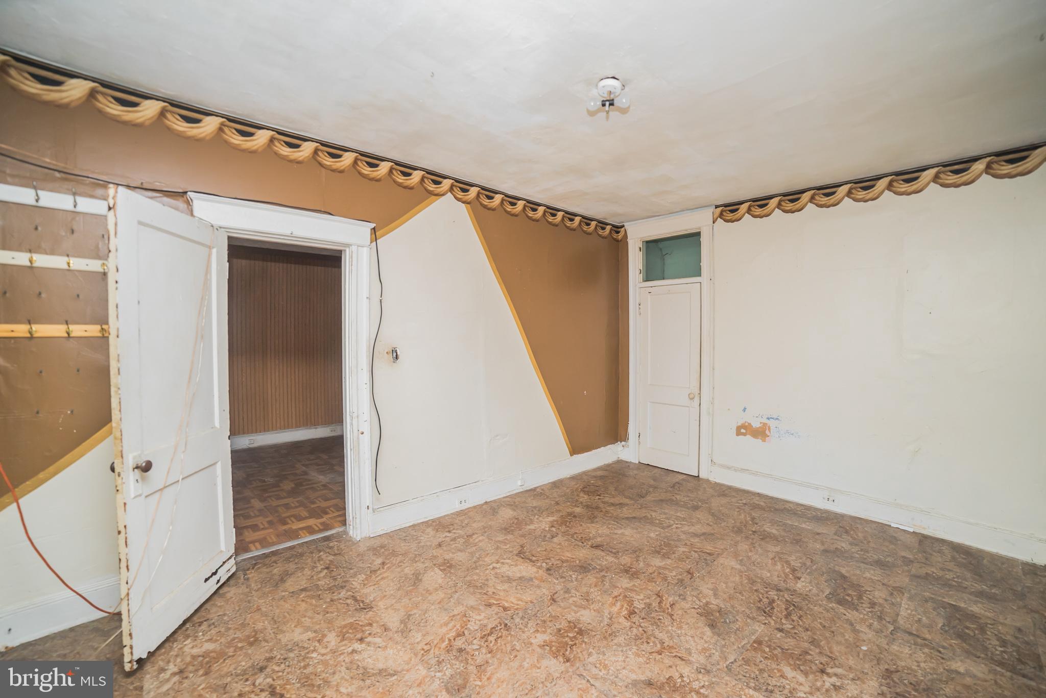 4726 York Road Baltimore, MD 21212 - Photo 10 of 25 Gallery Image 10